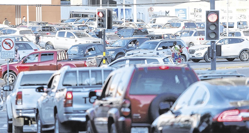Tormenta económica compleja